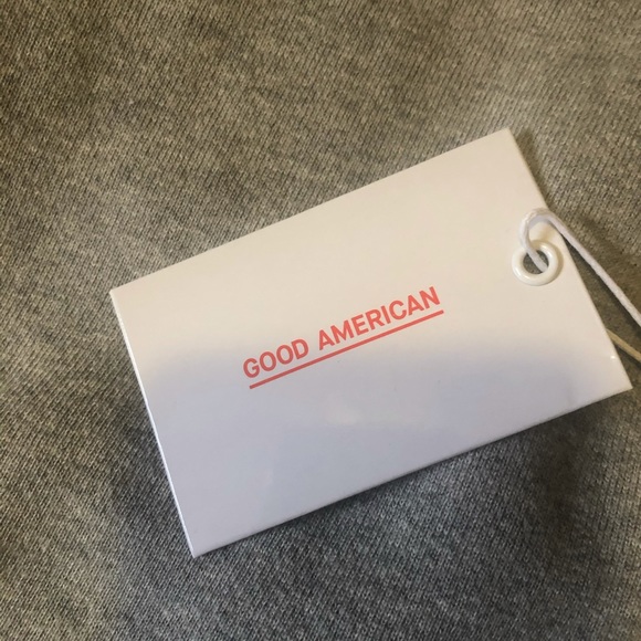 ⭐️⭐️NWT Good American by Khloe Kardashian Sweatshirt*IMO fits more like a M/L - Picture 6 of 9